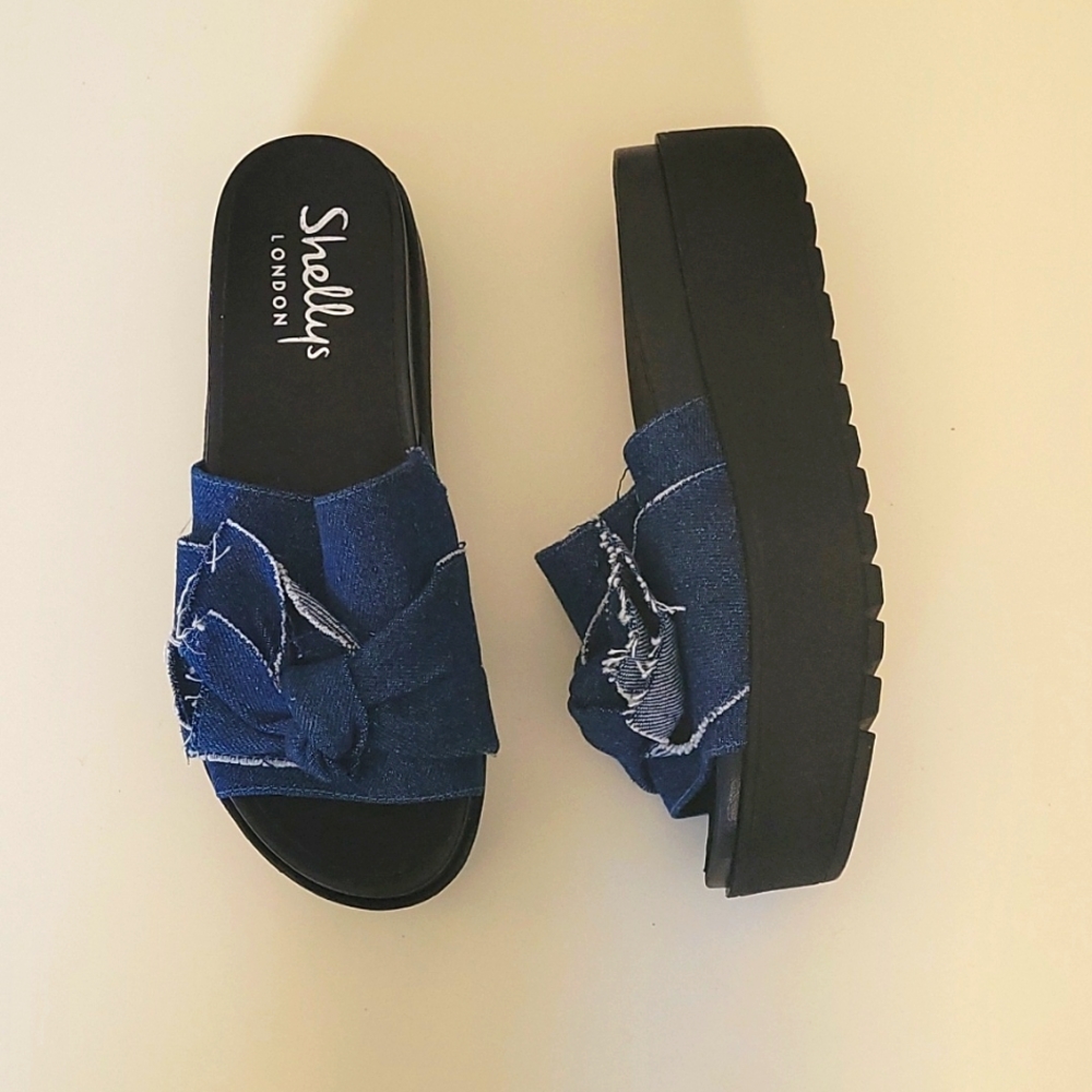 NWOT - Shelly's London Platform Slip On Sandal